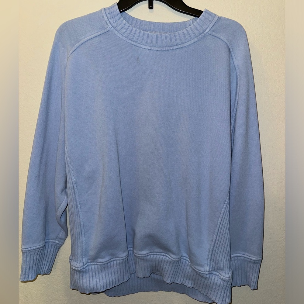 Aerie crewneck sweater
